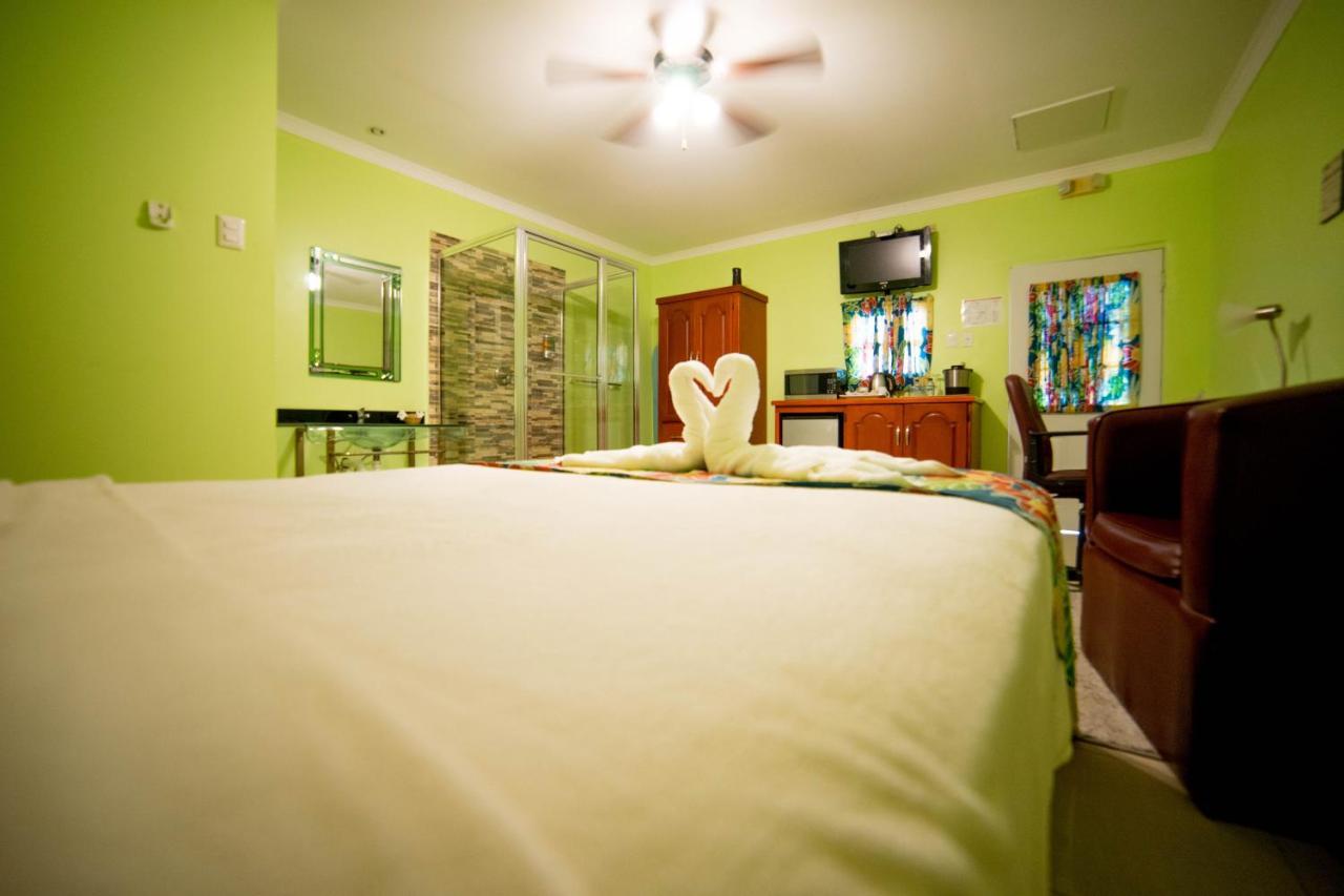 Beverly'S Oasis Suites Scarborough Dış mekan fotoğraf