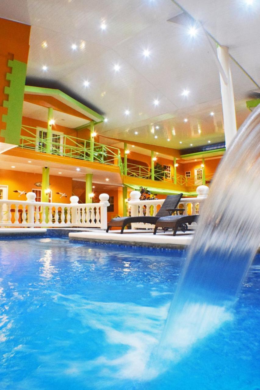 Beverly'S Oasis Suites Scarborough Dış mekan fotoğraf