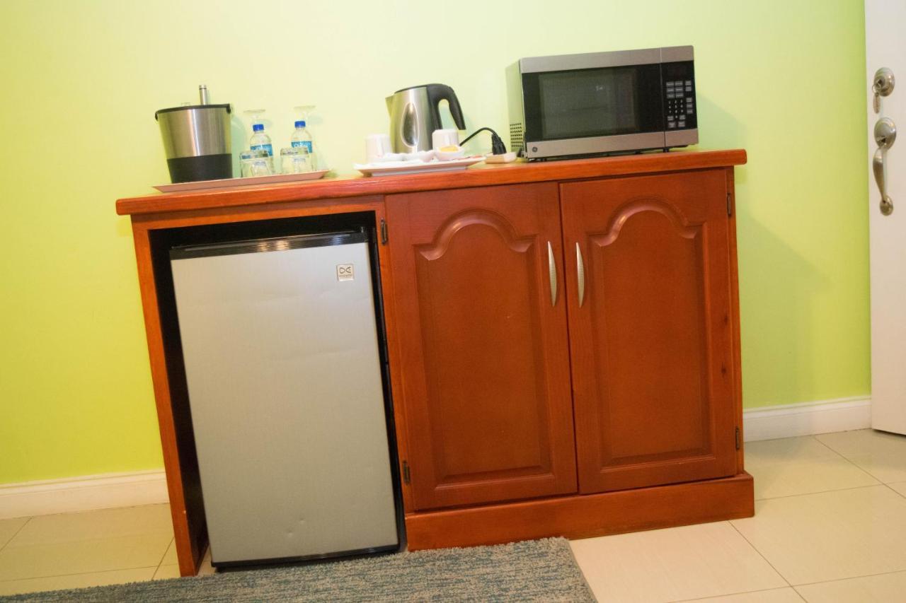 Beverly'S Oasis Suites Scarborough Dış mekan fotoğraf