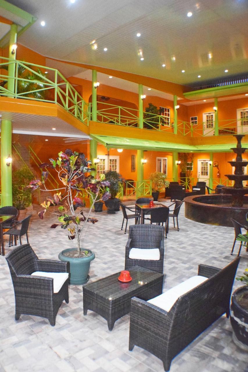 Beverly'S Oasis Suites Scarborough Dış mekan fotoğraf